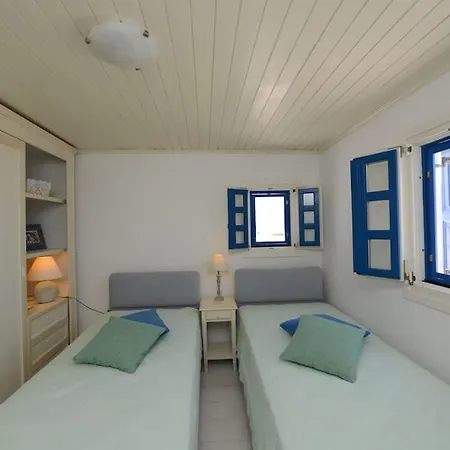 Holiday home Whitehomes2