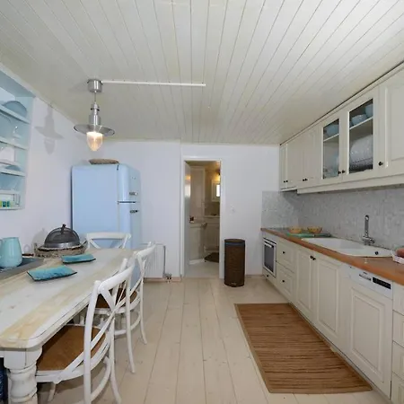 Whitehomes2 * Mykonos Town